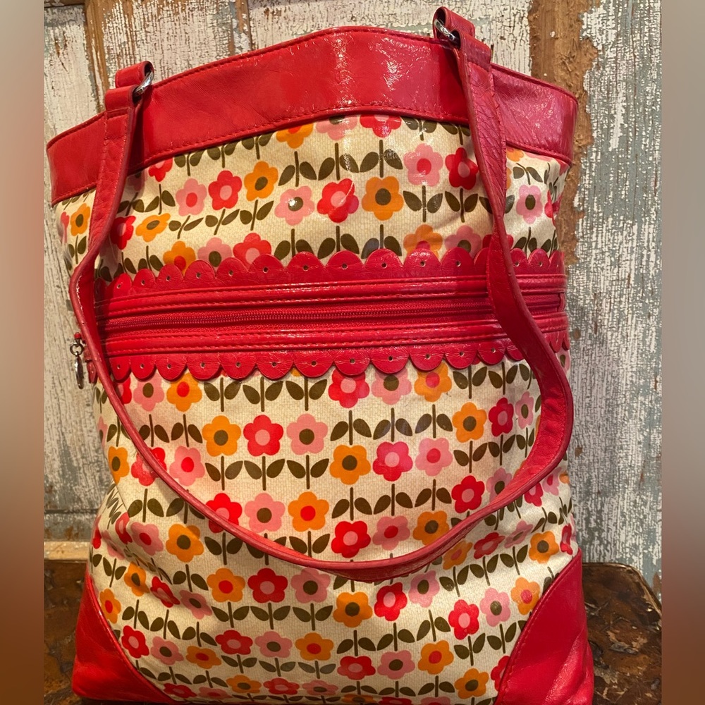 Vera Bradley Frill Collection Tote Bag “Folkoric” Pattern - Retired